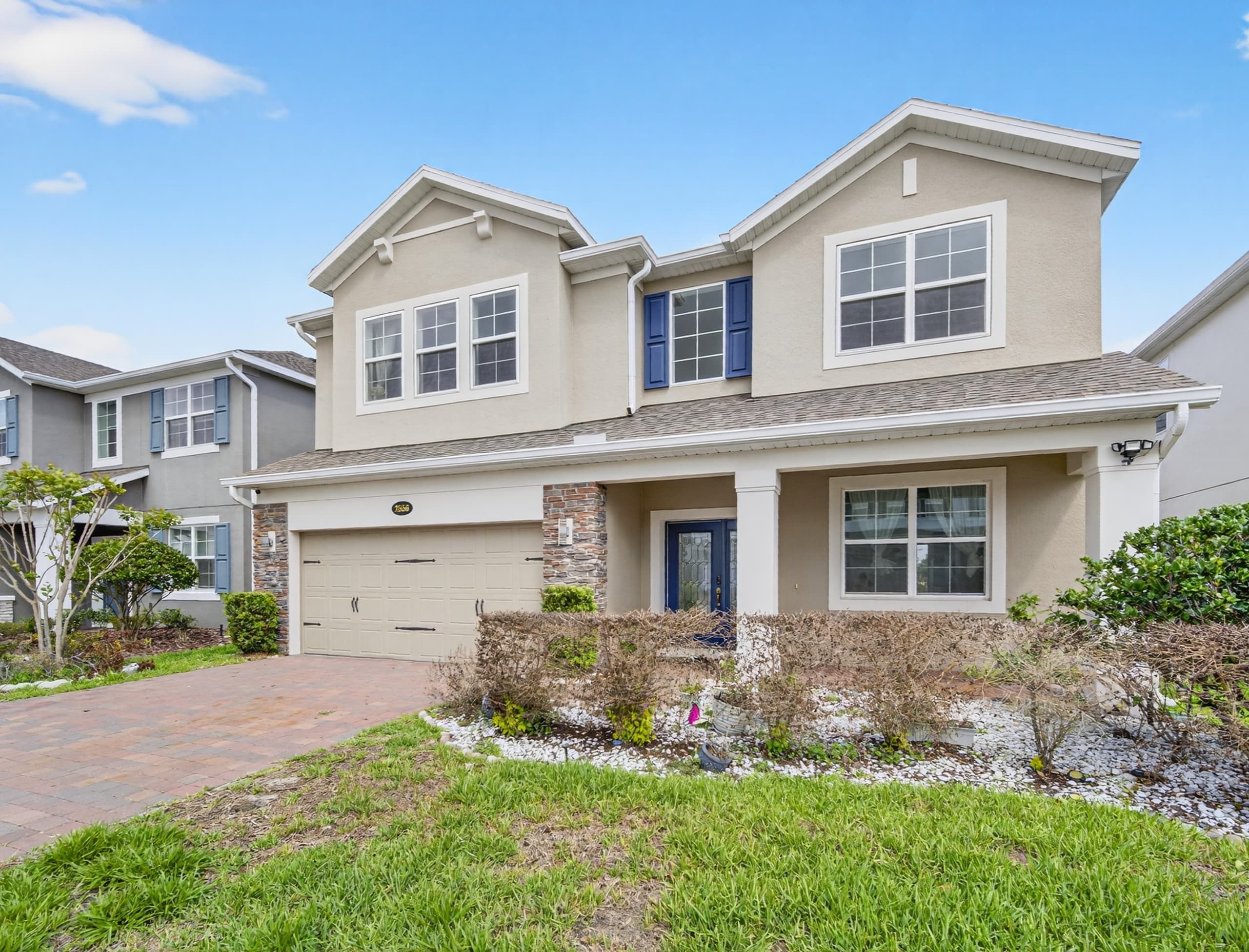 Professional exterior real estate photo Orlando home